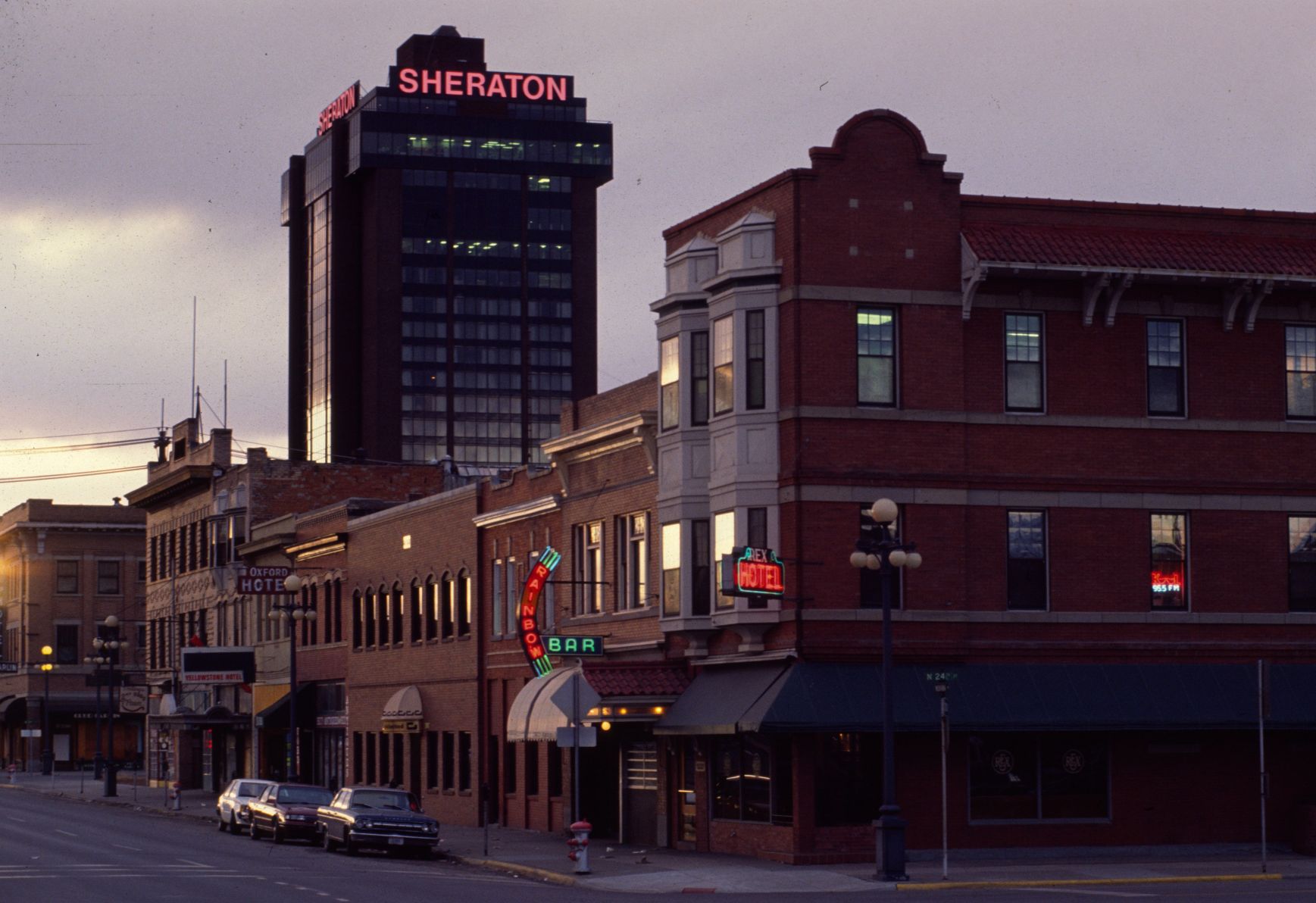 Montana Avenue, February 1991
